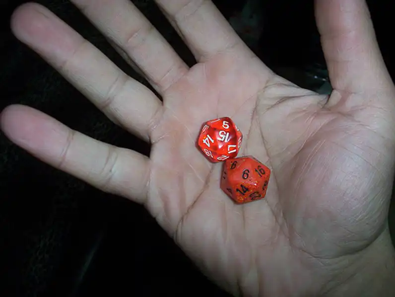 D&D: преимущество против фиксированных бонусов