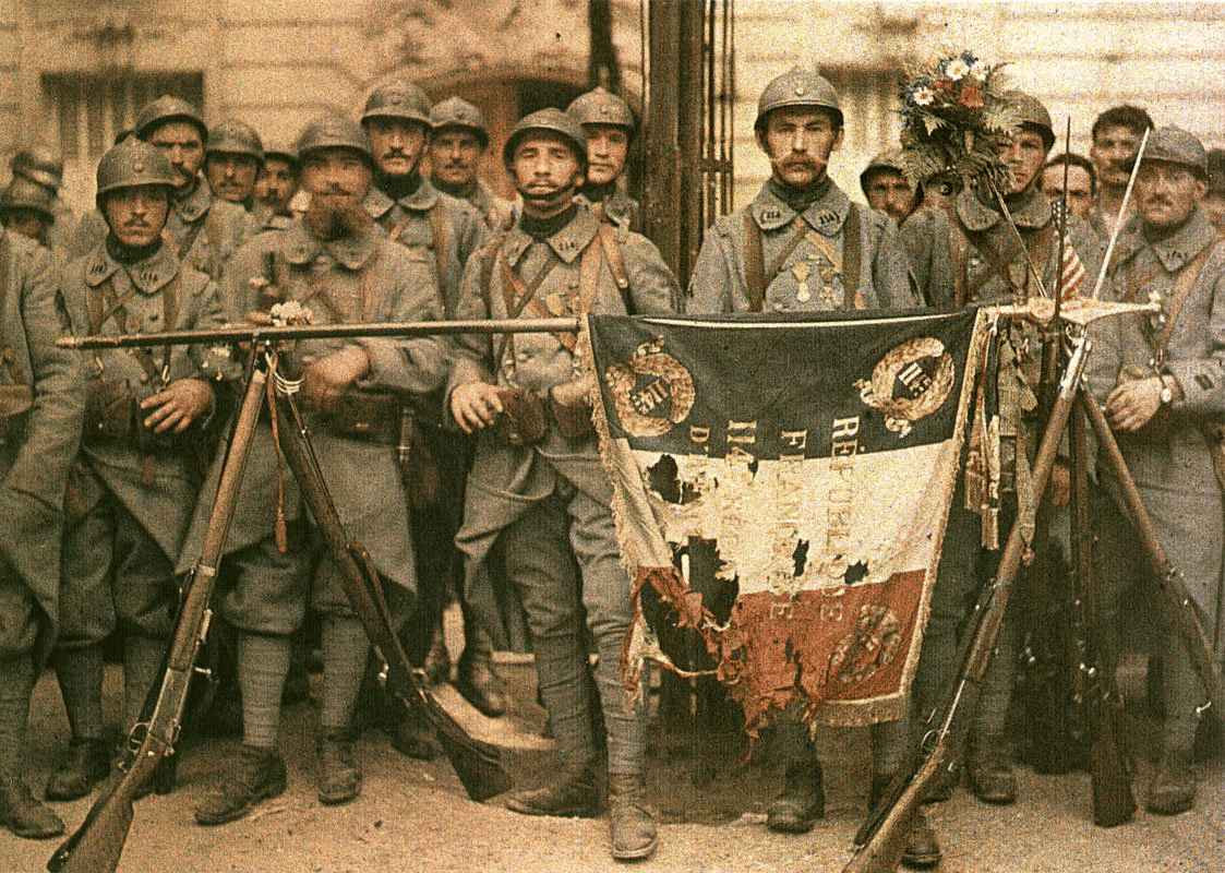 Французские пехотинцы в Париже, июль 1917 года